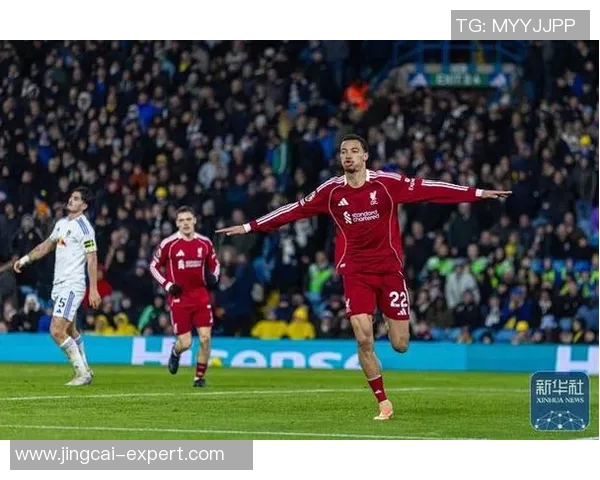 英超焦点战里昂与利物浦1比1平绝杀瞬间引发争议判罚热议