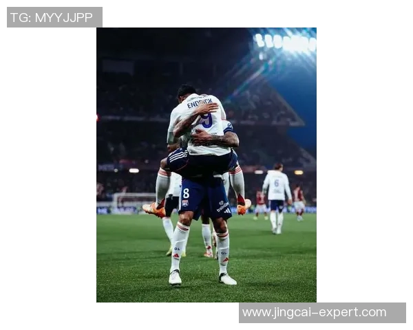 中超精彩对决莱比锡狂胜曼联五球帽子戏法点燃全场激情