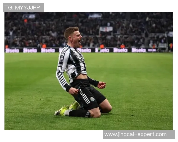 巴萨友谊赛大胜曼城红牌事件引发全场热议与惊讶